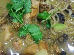 小鸡炖蘑菇-东北大菜馆(延长路店)