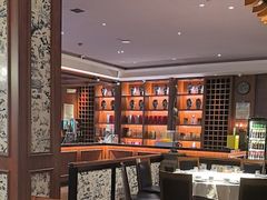 -八府香鸭·啫啫煲(华山路店)