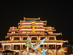 -淄博花灯齐彩城