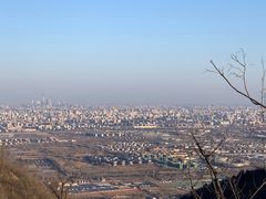 -鬼笑石后山停车场