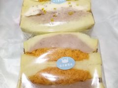 芋泥肉松三明治-沁屋面包店(人民东路店)