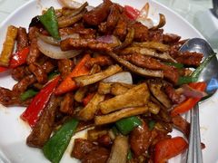 洋葱炒牛柳-君来梁溪饭店-餐厅