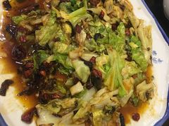 呛莲白-鱼之家小四川水煮鱼