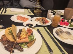 -万达瑞华酒店美食汇自助餐厅(楚河汉街店)