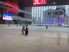 -冠军冰场CHAMPION RINK(凯德广场店)