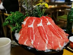 -洪氏嗨捞·广东猪肚鸡·椰子鸡火锅(西咸万象城店)