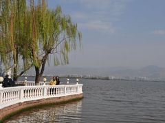 庭院邛海边长廊-西昌邛海宾馆