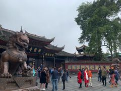 -峨眉山报国寺