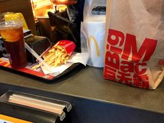-麦当劳(展览路店)
