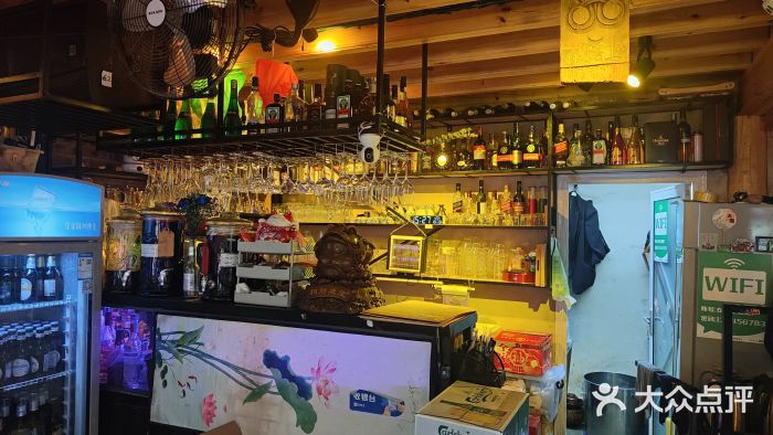 在路上酒吧(大理古城店)图片