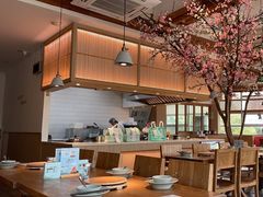 -蜜桃餐厅·伴山(湖滨商业街店)