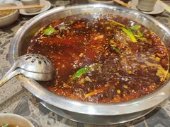 -肖肖酸萝卜鱼火锅(总店)