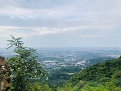-鬼笑石后山停车场