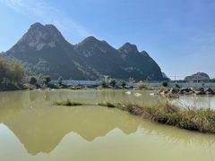 -伊岭岩风景区