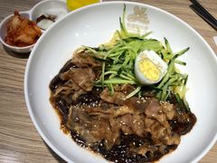 牛肉炸酱面-炒码先生·韩餐炸鸡披萨(西塔店)