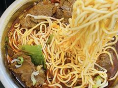 -薛记襄阳香辣牛肉面(平安路店)