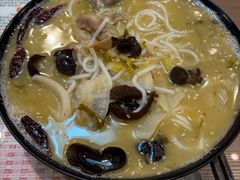 -肥汁米蘭香港米线(宁波路总店)