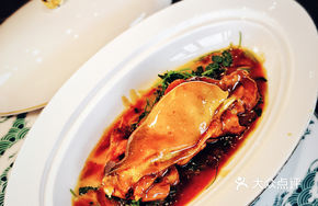 Braised Dark-Striped Pig