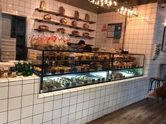 面包甜点陈列柜-81BAKERY(大学路店)