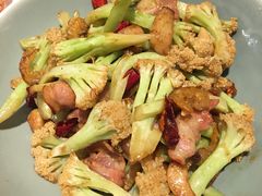 培根虾米煸菜花-港丽餐厅(高德置地店)