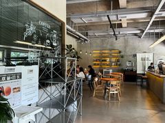 -三勾JJJ Burger&Coffee(梅溪湖店)