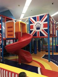 -孩子王童乐园(保定万博广场店)