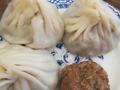 -笑来喜馄饨小笼工坊店(湖滨街店)