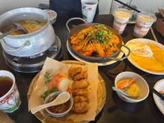 -大头虾越式风味餐厅(光明广场店)