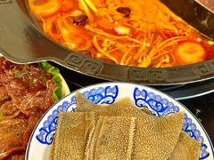 -重庆川渝肥妹火锅