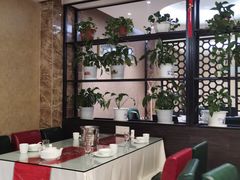-吴记酱骨炖菜馆(康安路店)