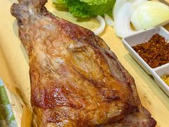 -江湖亮亮蒸虾大排档烤全羊清真(武汉总店)