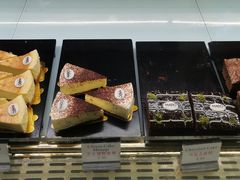 -MADO冰淇淋咖啡馆(淘金店)