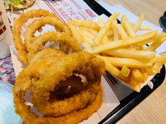 -The Habit Burger Grill 哈比特汉堡(复兴soho店)