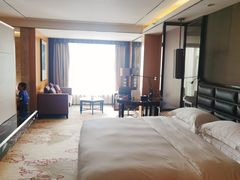 -中山利和希尔顿酒店
