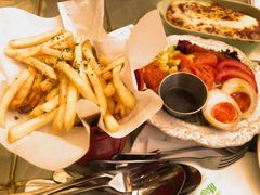 -玛格萝妮比萨屋(四平店)