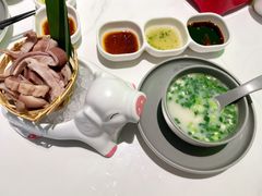 胡椒猪肚鸡-洪氏嗨捞·广东猪肚鸡·椰子鸡火锅(西咸万象城店)