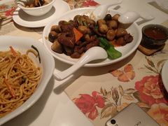 蚝油草菇炒牛肉-虾饺妹·酒家(金碧店)