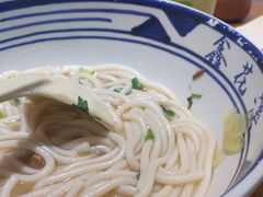 -鑫花溪牛肉米粉(印象水街都心荟店)