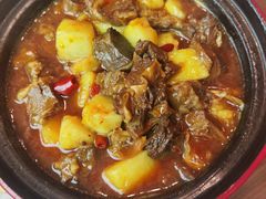 -有红鸡毛店·川菜(建设路店)