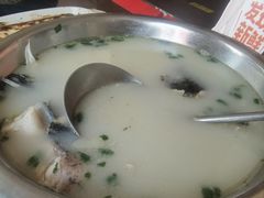 -雪湖煜辰鱼头老店(雪野湖店)