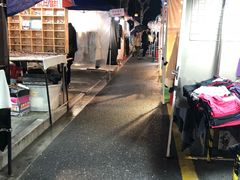-吴山路夜市