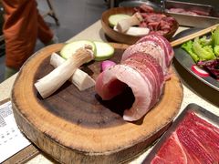 -蚂蚁洞·烤肉大营地(上海静安大悦城店)