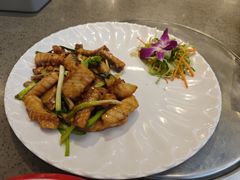 -郑猛记石岐鸽主题餐厅(长江店)