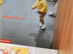 -麦当劳(中唱大厦店)