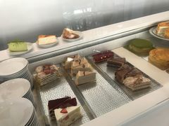 -Lady M Cake Boutique(W 3rd St)