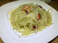 农家土豆丝-吕氏疙瘩汤·海鲜新鲁菜(凯德mall新都心店)