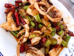 香辣鱿鱼-公寓家常菜馆(海军博物馆店)