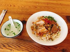 -牛八宝桂林米粉(八里庄店)