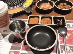 -青瓦炭韩潮烤肉(花园道店)