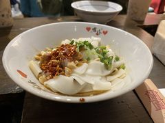 葱油拌粉-盟重烧烤(东瓜山创始店)